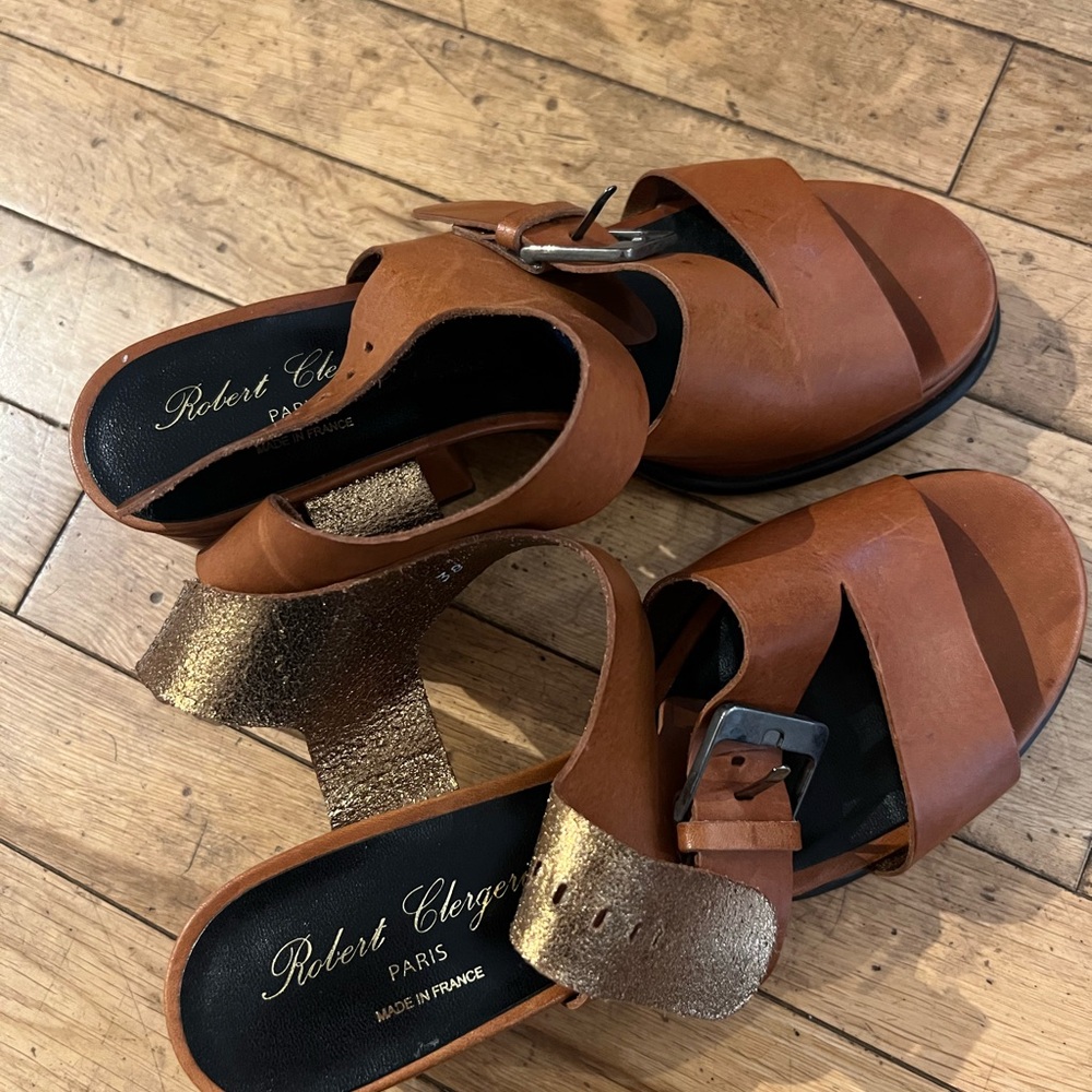 Robert Clergerie Tan and Metallic Sandals